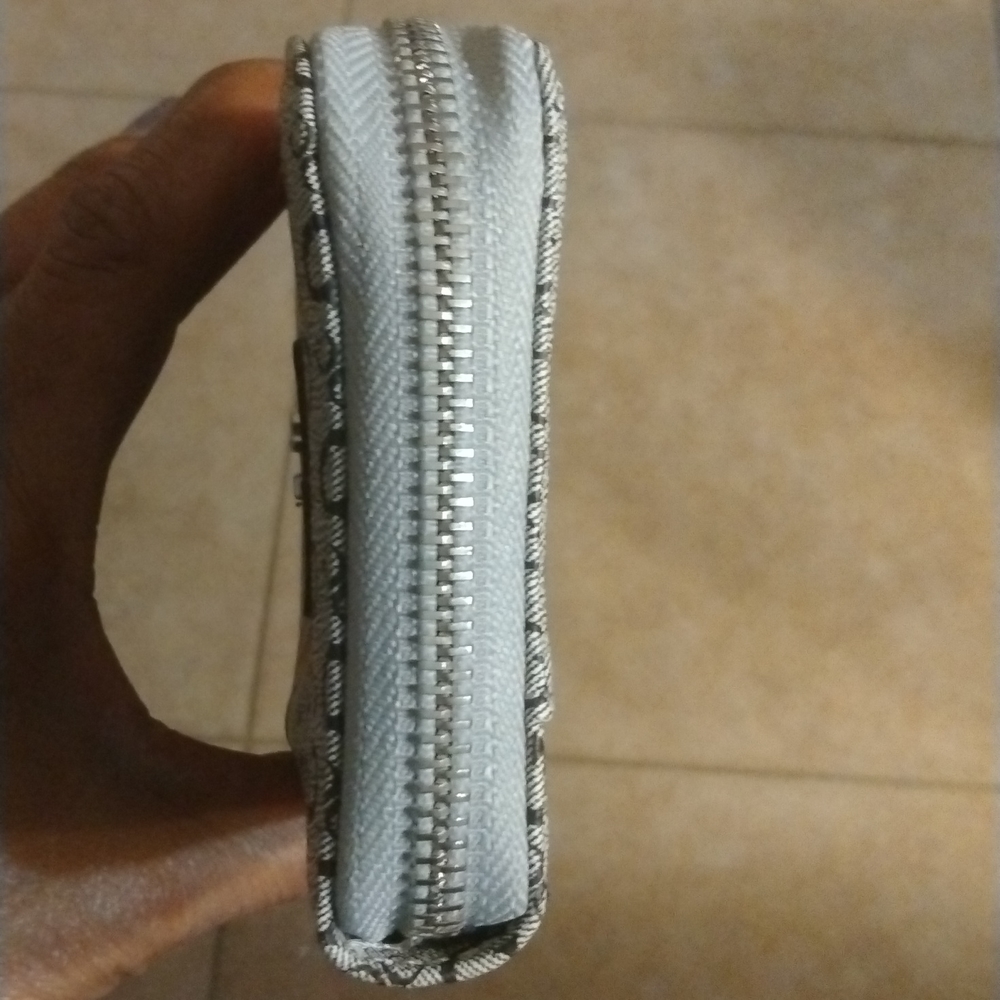 Wallet - Picture 5 of 8